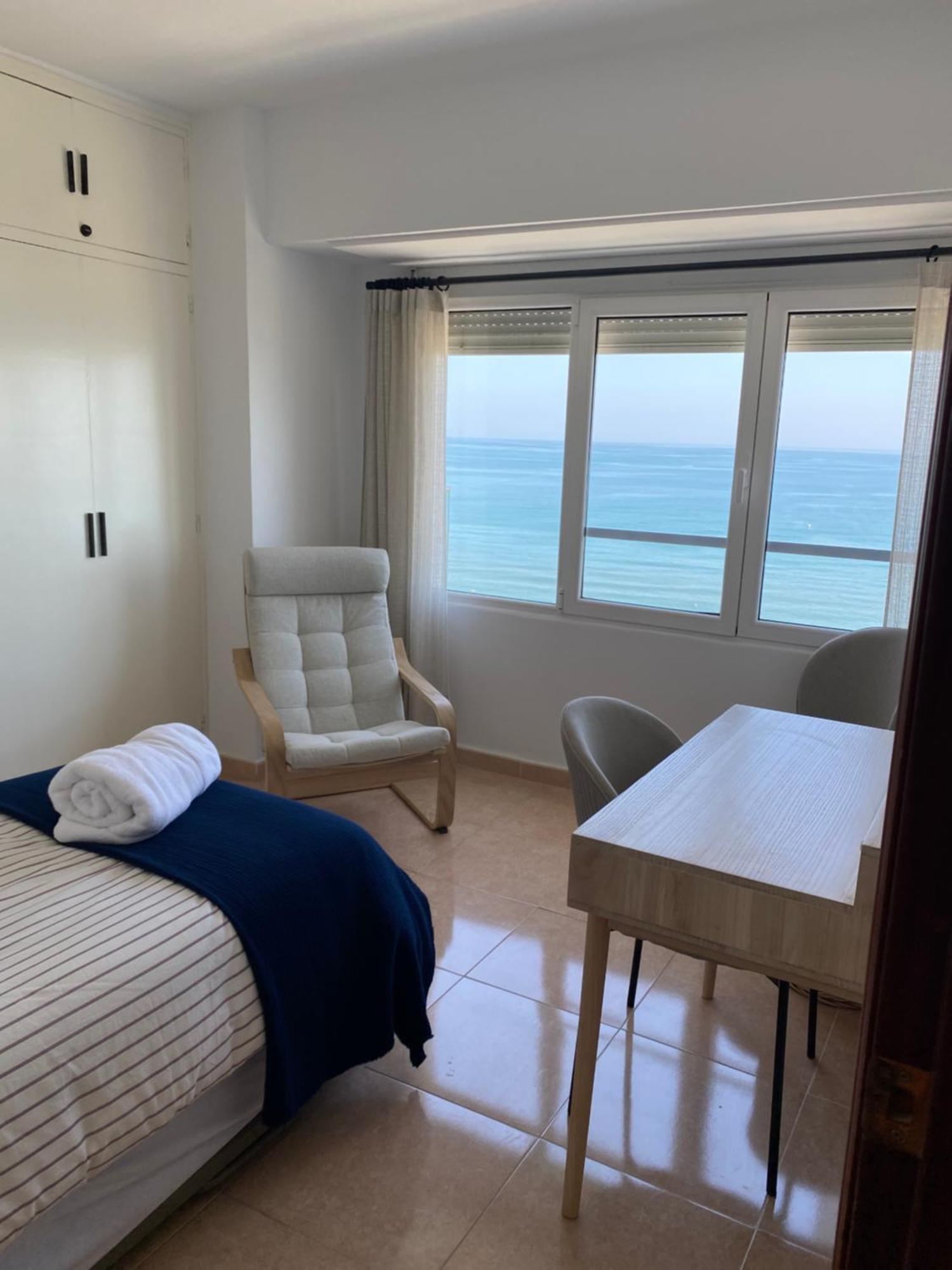 Apartamento Con Terraza Vista Al Mar Malagueta *
